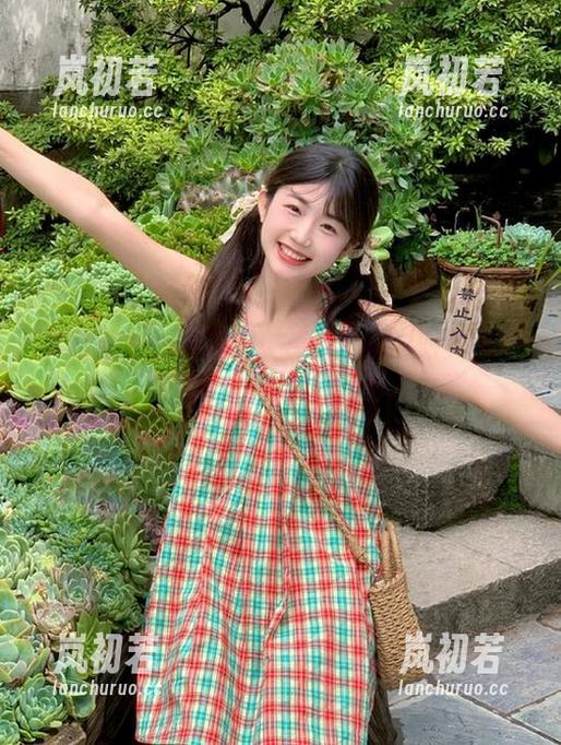 葛征 微密圈 - 心动瞬间:葛征丝袜制服美图写真,带你走入梦幻般的艺术之旅