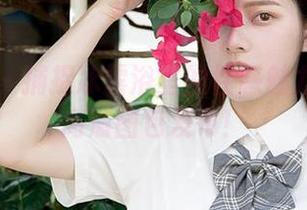 蜜桃社 – 捕捉冰露浴室的性感魅力：全套高清图包发布！