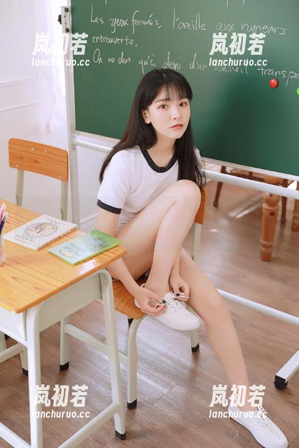蜜桃社 - 缇娜美Tinami倾情打造：全套旗袍图集带你领略独特风尚