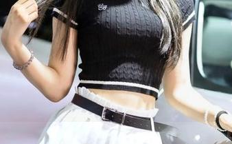 袜啵啵 – 小沫性感裸足（花絮版）网盘合集：这种美丽，谁能抵挡得了，赶紧来吧！