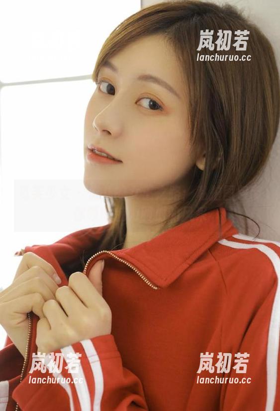 觅芙少女-倩儿 觅芙少女 - 倩儿的女王之路:私拍图包带你领略魅力四射的风采