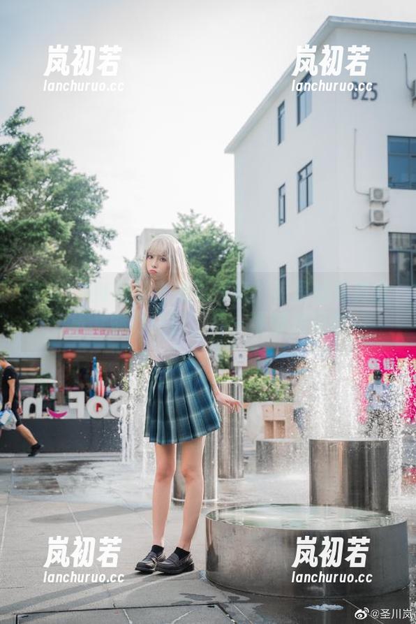 许岚LAN 许岚LAN无圣光摄影探索:裤里丝写真合集,魅力尽显,每一幅都是经典