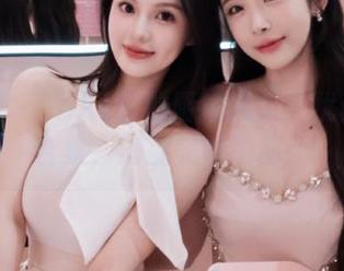 语画界 – Miko酱的厨娘风采：优雅图片合集，捕捉美味瞬间！