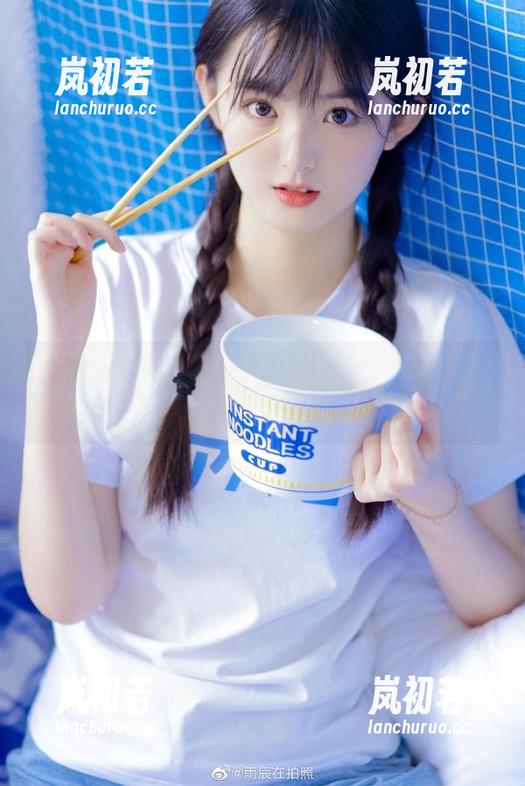 语画界-徐莉芝Booty 语画界 - 徐莉芝Booty的水手服图包福利,解锁无敌甜美小姐姐的春天!