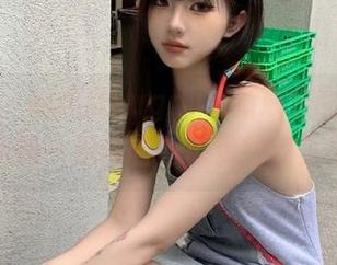 语画界 – 杨晨晨sugar最新瑜伽图包发布，和她一起体验身心灵的完美平衡