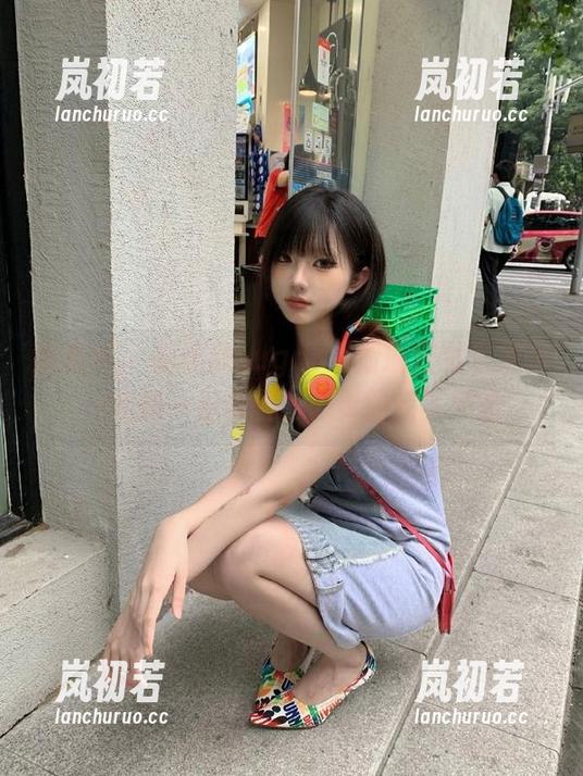 语画界-杨晨晨sugar 语画界 - 杨晨晨sugar最新瑜伽图包发布,和她一起体验身心灵的完美平衡