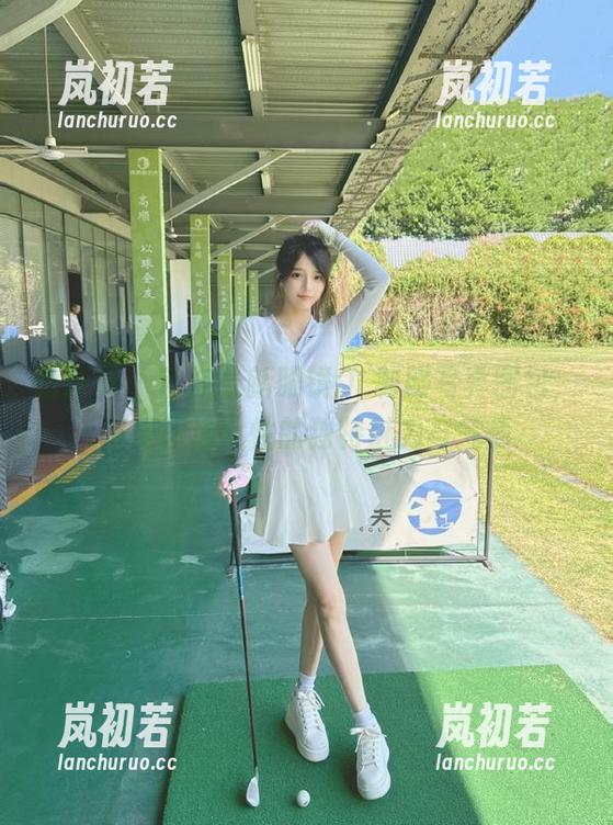 语画界-言沫 语画界 - 言沫最新眼镜OL制服写真图包,感受职场女性的独特魅力与气质