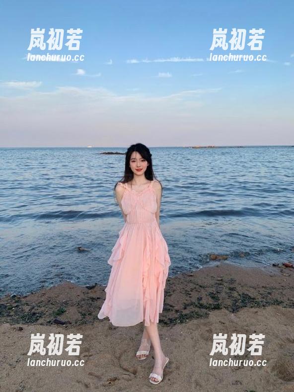 语画界-顾桥楠 语画界 - 顾桥楠网袜套图集结号:分享一场视觉的梦幻之旅,此刻开启!