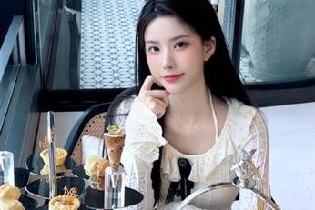 微密圈 – 探寻轩子巨2兔的女仆装写真作品，融化你的心的萌态尽显！