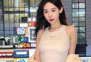 来自逐月Su温柔的独特视角，沉醉于她的美图和精彩纷呈的图包之中！