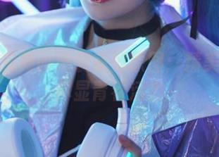 铁板烧鬼舞w泳装系列原图：精美作品集尽显青春活力
