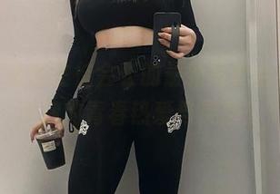 尽览阿寨寨生徒会长的最新写真合集，激发你的青春热爱与灵感！