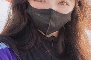 阿寨寨ninja最新美图释出，粉色主题写真展现青春活力