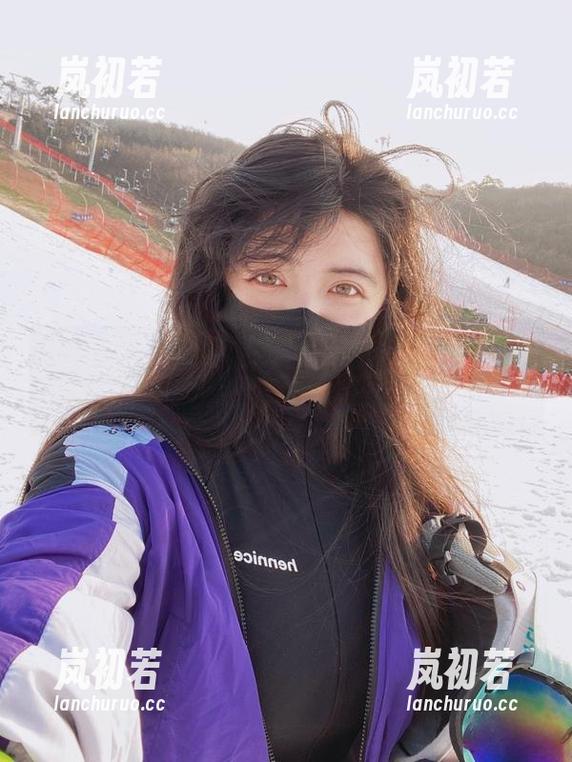 阿寨寨ninja 阿寨寨ninja最新美图释出,粉色主题写真展现青春活力