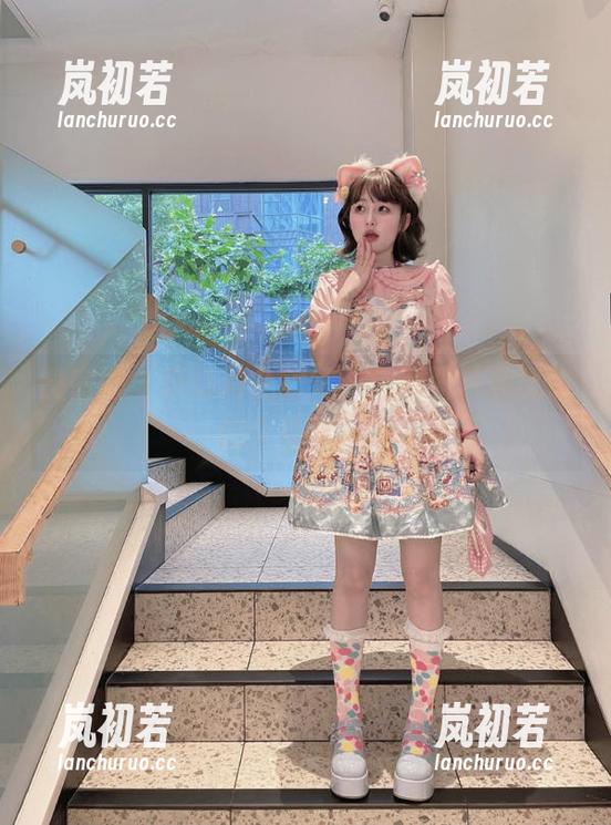 微密圈 - 玩转阿色短裙，定制图片展现你的个性与风格