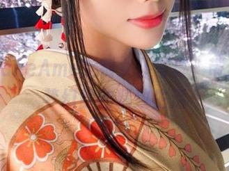 雨波HaneAme定制女仆写真，带你体验梦幻般的精致生活