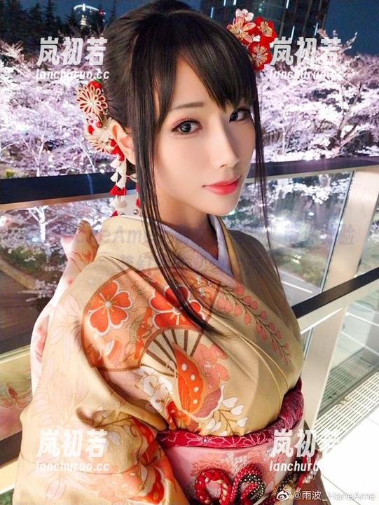 雨波HaneAme 雨波HaneAme定制女仆写真,带你体验梦幻般的精致生活