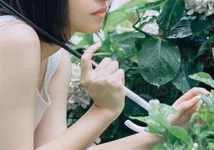 微密圈 – 雪怡妹纸的私人写真作品集，隐藏着不为人知的秘密