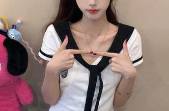 青豆客 – 高清照片揭晓：施忆佳妹妹的迷人瞬间，你心动了吗？