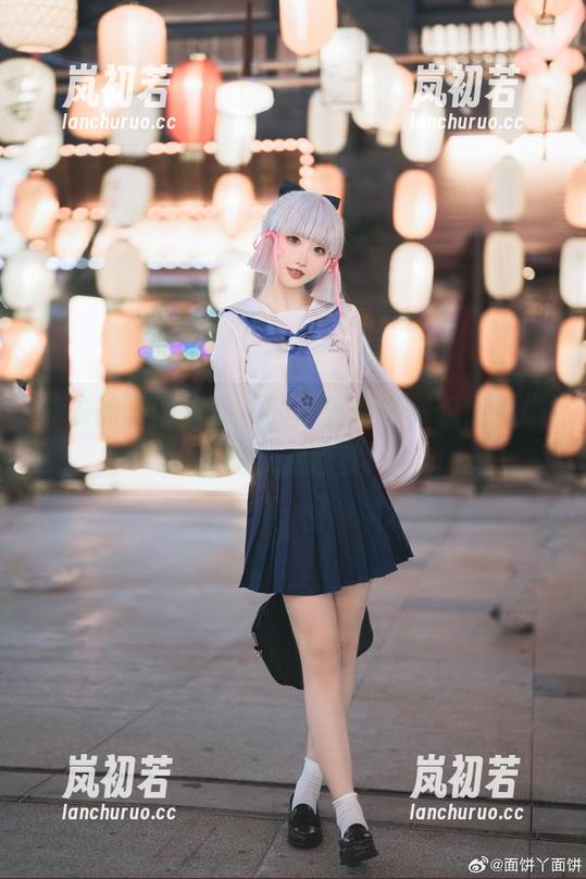 面饼仙儿 泳衣仙子面饼仙儿的写真合集,瞬间点燃你的视觉盛宴!