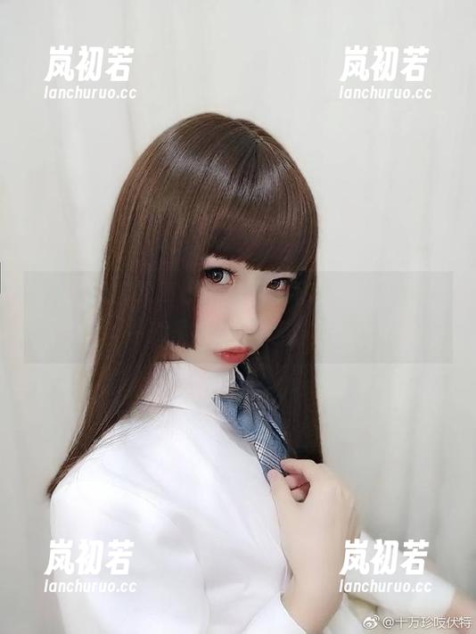 香川澪 香川澪泳装写真cos魅力揭秘,快来下载这一季最火的视觉盛宴!