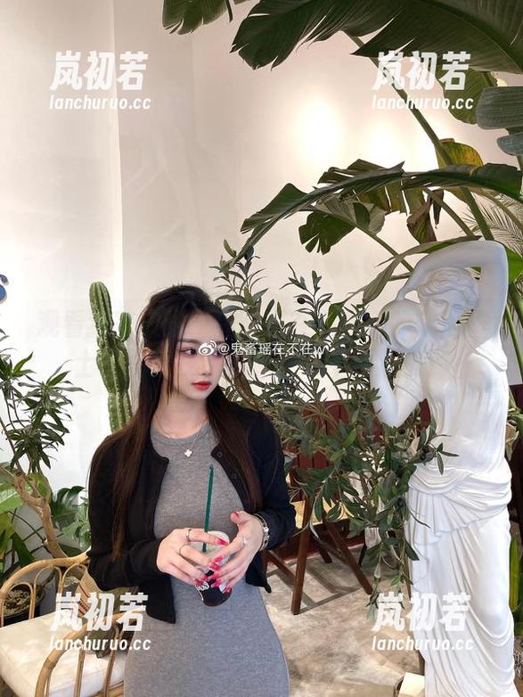 鬼畜瑶在不在w 观看独家放送:鬼畜瑶在不在w的笨蛋护士原图就在这里,绝对不容错过!
